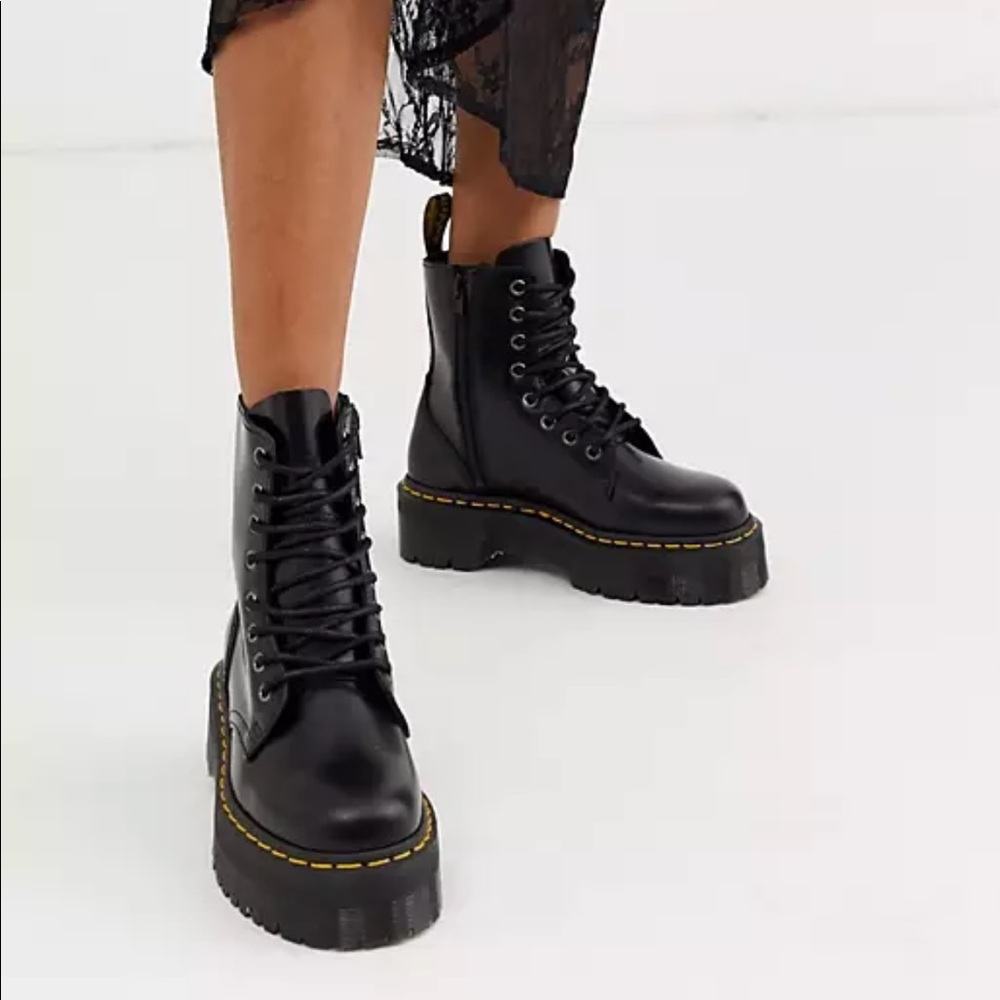 Dr Martens Jadon Platform Boots